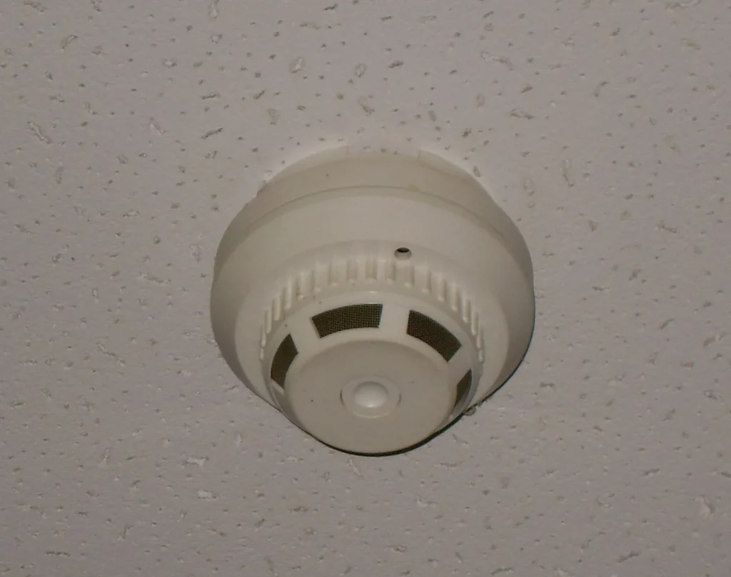 Smoke and Carbon Monoxide Alarms: Landlord Legal Requirements