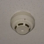 Smoke detector alarm that detects smoke and carbon monoxide in homes